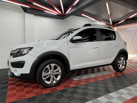 RENAULT SANDERO 1.6 STEPWAY 8V FLEX 4P MANUAL